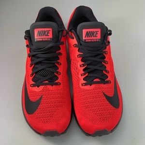 Nike Zoom Elite 10 Men’s Size 11